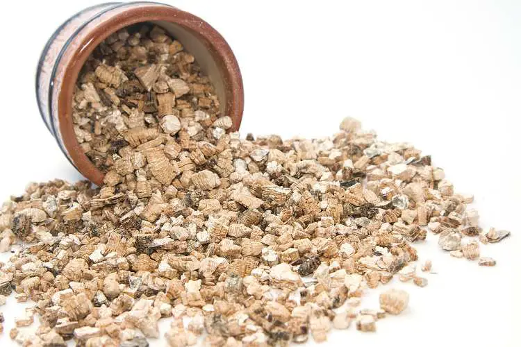 What is Vermiculite Loft Insulation?